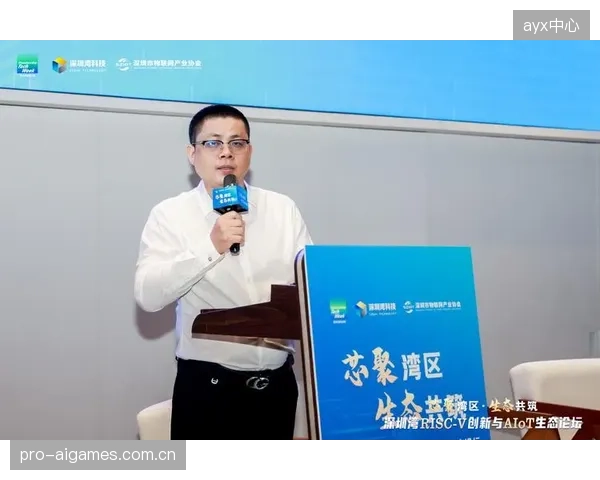 成都天府绿道借力腾讯混合云与AIoT技术，将超过4000个物联设备接入统一调度中心，实现运维效率提升与能耗的精准控制